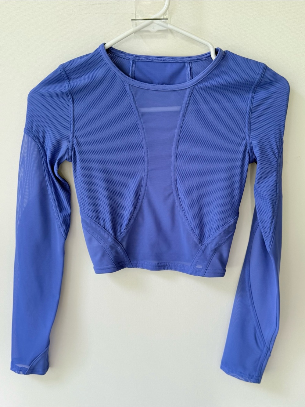 Lululemon Mesh Panelled Training Long Sleeve Shirt
Wild Indigo style W3GHHS